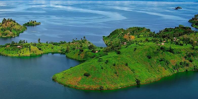 Drive to Gisenyi at Lake Kivu