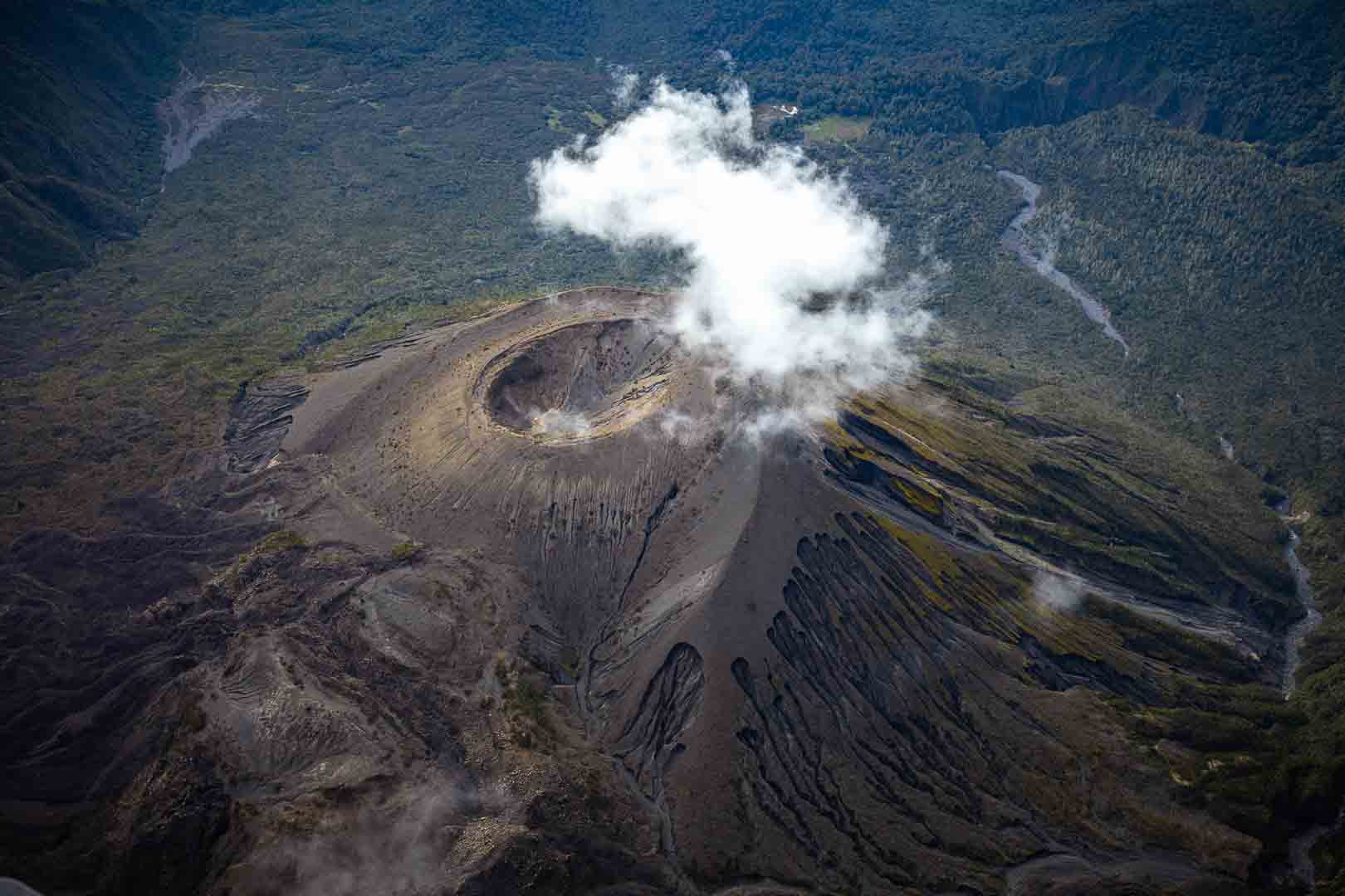 4 Day Mount Meru Trekking Tour